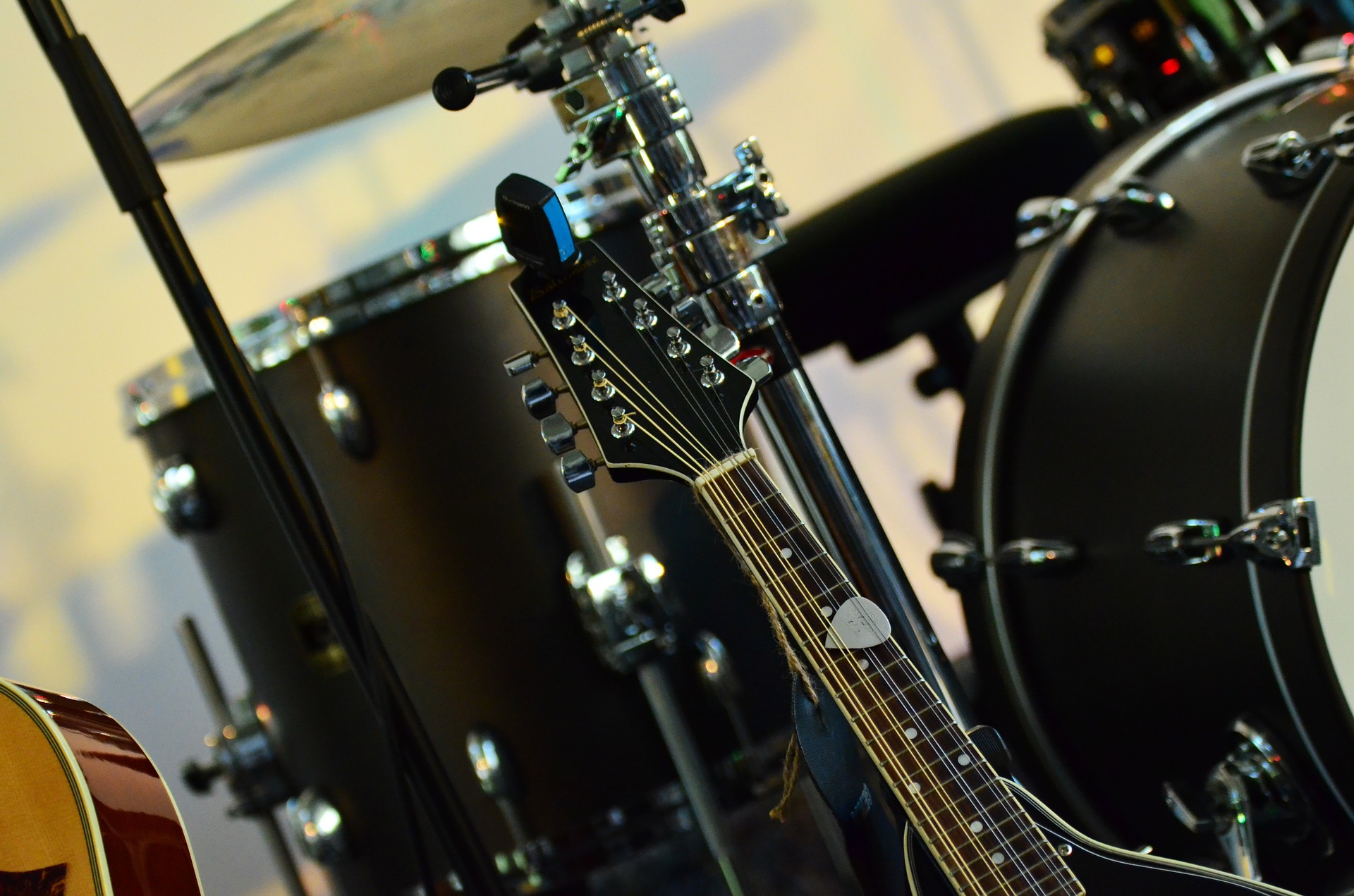 instrumentos musicais instrumentos musicais